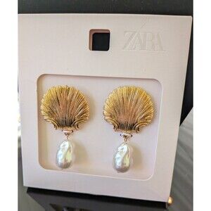 ZARA Woman Faux Pearl And Golden Textured Seashell Dangle Earrings Coastal Beach